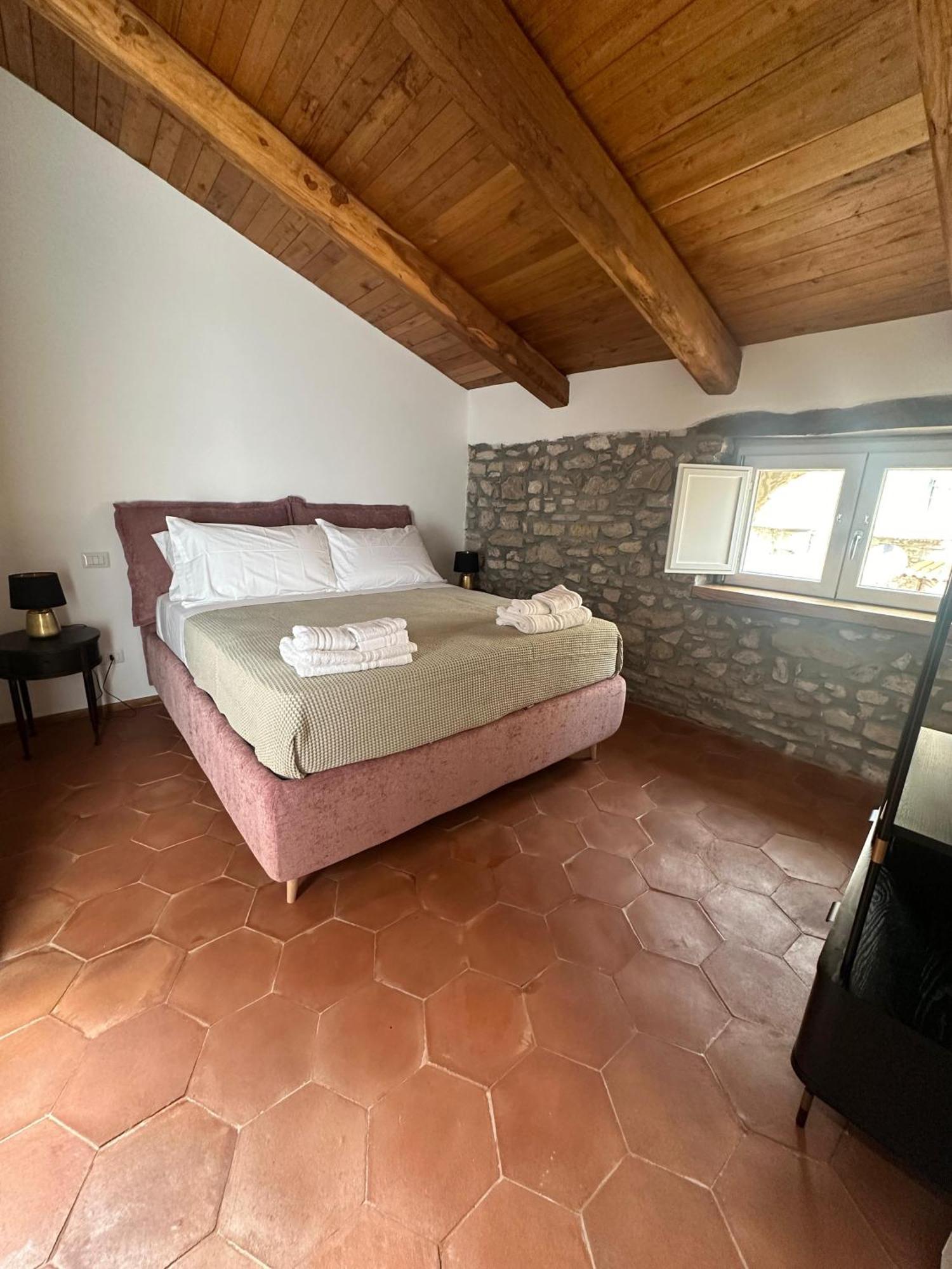 La Mansarda Bed and Breakfast Castellabate Eksteriør billede